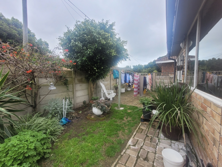 To Let 3 Bedroom Property for Rent in Aston Bay Eastern Cape